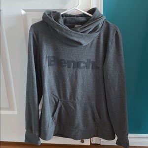 Bench Hoodie (XL)